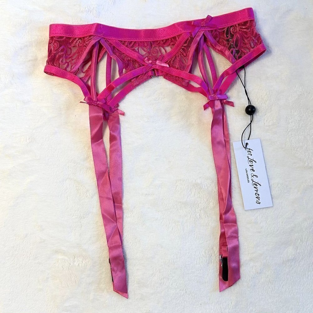 NWT For Love & Lemons Fuchsia Pink Lace Garter Belt - Small